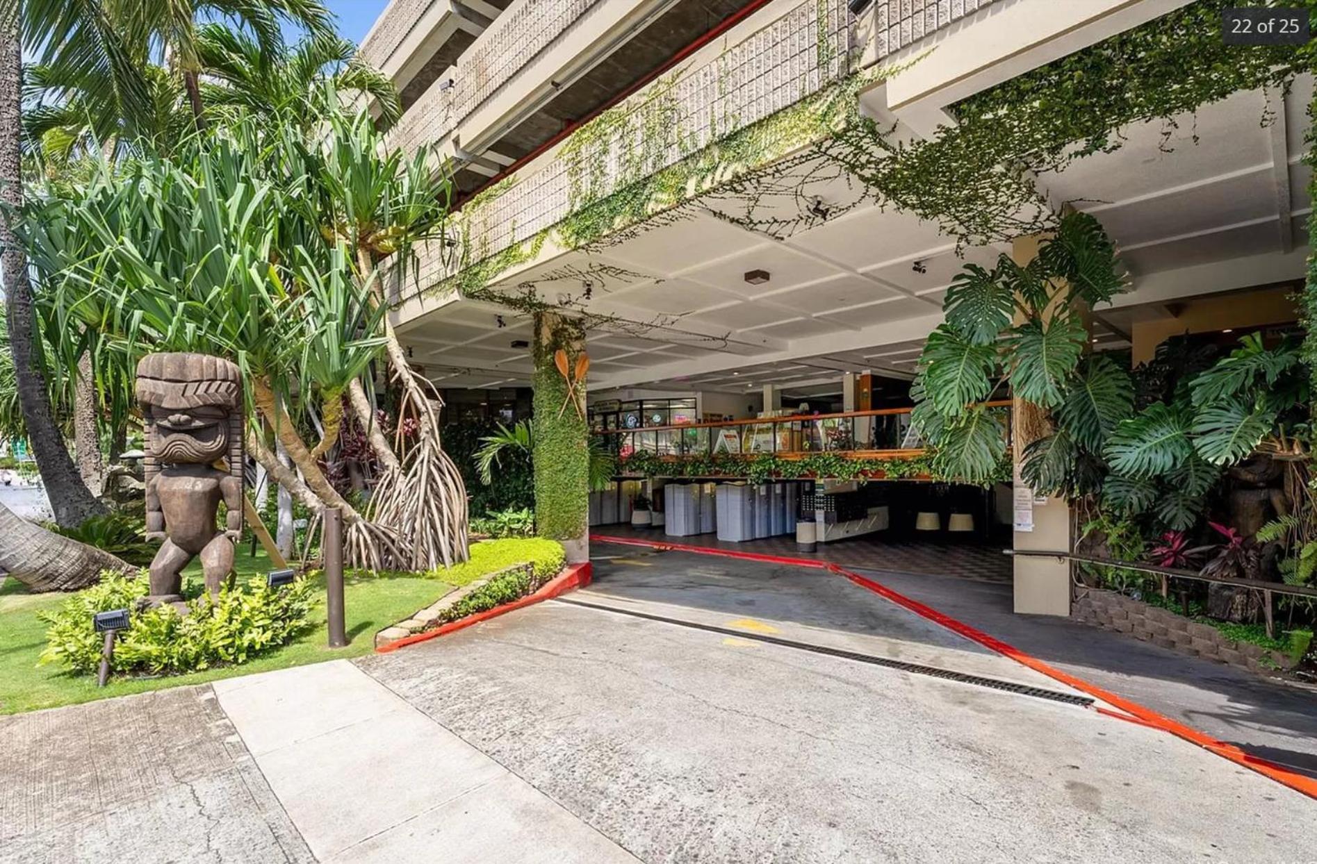Waikiki Monarch Near Waikiki - Mountain And View - Full Kitchen *